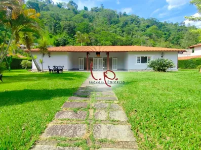 Casa de Condomínio com 5 Quartos à venda, 200m² no Itaipava, Petrópolis