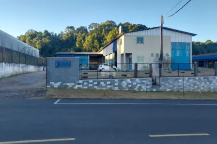 Galpão/Depósito/Armazém à venda, 900m² no Planalto, Pato Branco