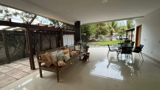 Casa com 4 Quartos para alugar, 620m² no Pontal de Camburi, Vitória