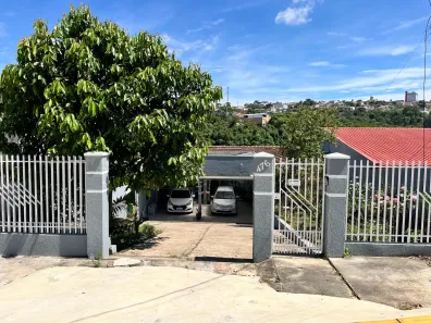 Casa com 6 Quartos à venda, 246m² no Ronda, Ponta Grossa