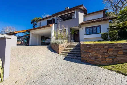 Casa de Condomínio com 3 Quartos à venda, 283m² no São Braz, Curitiba