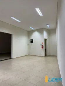 Ponto Comercial para alugar, 49m² no Panorama, Uberlândia