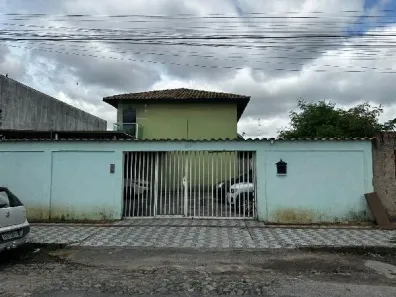 Casa com 2 Quartos à venda, 58m² no Parque Xangri-Lá, Contagem