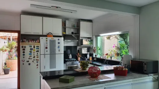 Casa com 3 Quartos à venda, 223m² no Vila Pereira Barreto, São Paulo
