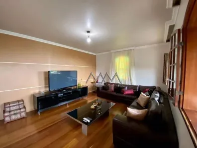Casa com 5 Quartos para alugar, 384m² no Santa Lúcia, Belo Horizonte