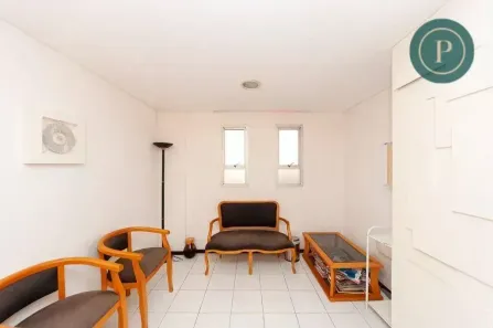 Sala Comercial à venda, 37m² no Centro, Curitiba