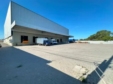 Galpão/Depósito/Armazém para alugar, 1800m² no Civit II, Serra