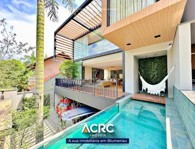 Casa com 3 Quartos para alugar, 400m² no Itoupava Seca, Blumenau