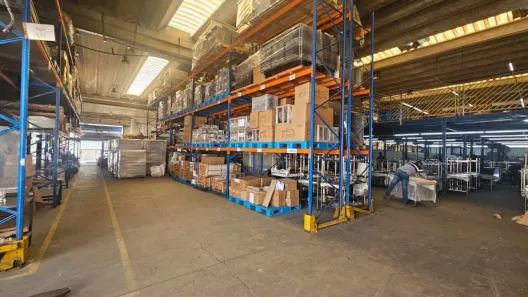 Galpão/Depósito/Armazém à venda, 2126m² no Alves Dias, São Bernardo do Campo