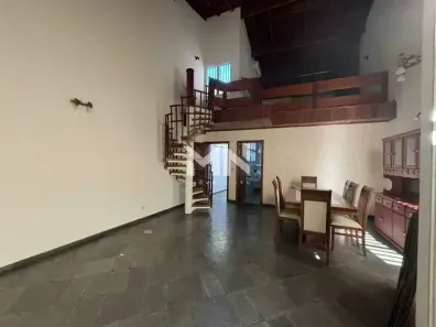 Casa com 4 Quartos à venda, 230m² no Centro, Itu