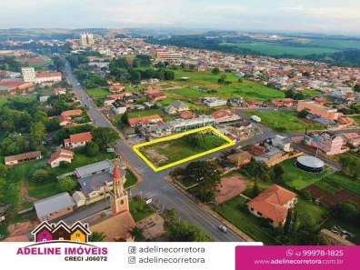Lote/Terreno à venda, 1300m² no Centro, Carambeí