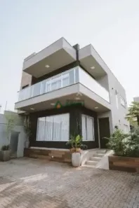 Casa com 3 Quartos à venda, 275m² no Residencial José Lázaro Gouvea, Londrina
