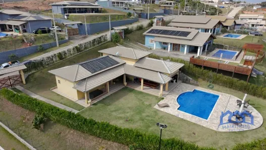 Fazenda/Sítio com 3 Quartos à venda, 1250m² no , Mairinque