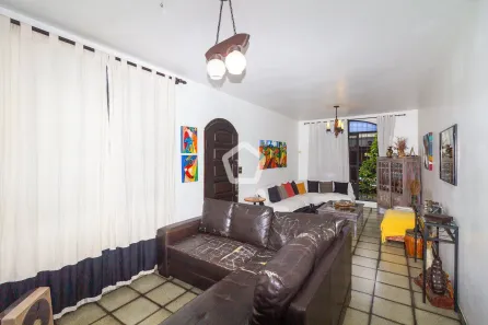 Casa com 4 Quartos à venda, 280m² no Vila Alexandria, São Paulo