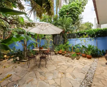 Sobrado com 4 Quartos à venda, 230m² no Alto de Pinheiros, São Paulo