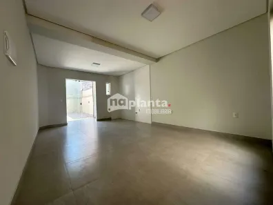 Sobrado com 3 Quartos à venda, 136m² no Forquilhas, São José