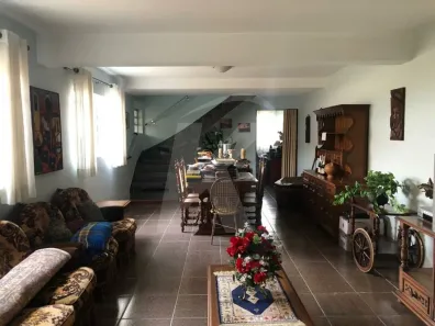 Casa com 3 Quartos à venda, 175m² no Vila Paulicéia, São Paulo