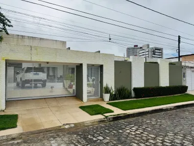 Casa com 4 Quartos à venda, 450m² no Serraria, Maceió