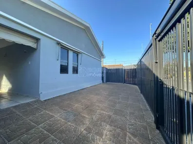 Casa com 3 Quartos à venda, 138m² no Jardim Floridiana (Vila Xavier), Araraquara