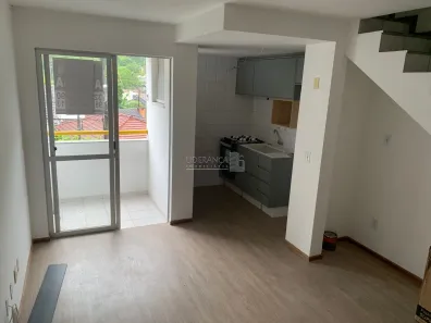 Apartamento com 1 Quarto para alugar, 47m² no Carvoeira, Florianópolis