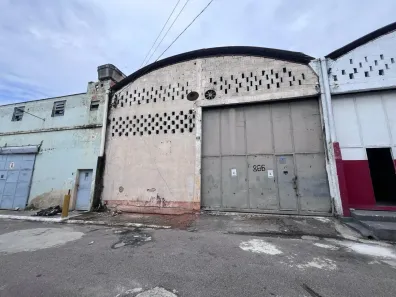 Galpão/Depósito/Armazém para alugar, 350m² no Vila São Sebastião, Duque de Caxias