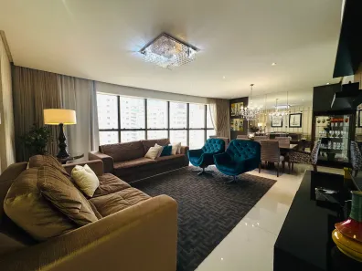 Apartamento com 3 Quartos para alugar, 130m² no Municípios, Balneário Camboriú