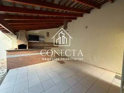 Casa com 3 Quartos para alugar, 160m² no Jardim Europa, Uberlândia