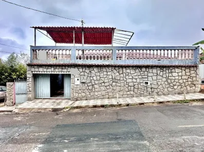 Casa com 3 Quartos à venda, 301m² no Bom Pastor, Juiz de Fora