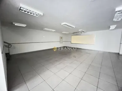 Ponto Comercial para alugar, 1200m² no Centro, Taubaté