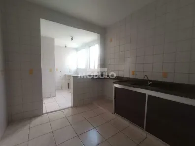 Apartamento com 2 Quartos para alugar, 70m² no Santa Mônica, Uberlândia