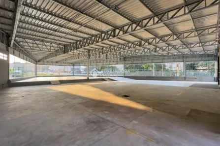 Ponto Comercial para alugar, 750m² no Capoeiras, Florianópolis