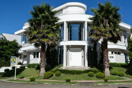 Casa com 4 Quartos à venda, 470m² no Jurerê Internacional, Florianópolis