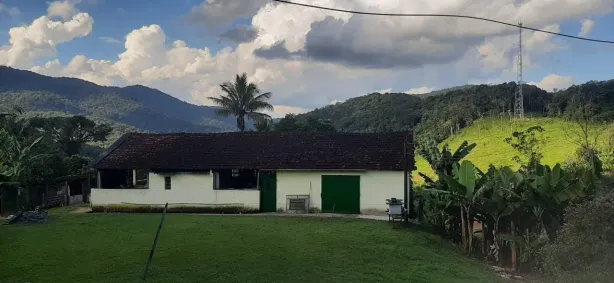 Fazenda/Sítio com 2 Quartos à venda, 772851m² no , Miracatu