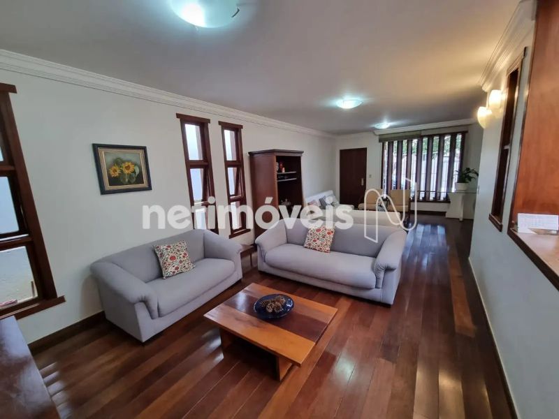 Casa com 5 quartos — Dom Cabral, Belo Horizonte