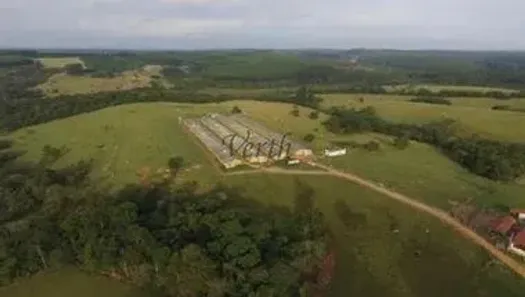 Fazenda/Sítio com 4 Quartos à venda, 50m² no , Alambari