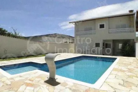 Casa com 4 Quartos à venda, 193m² no Centro, Peruíbe