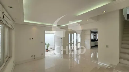 Casa com 3 Quartos à venda, 197m² no Vila Cordeiro, São Paulo