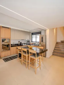 Casa de Condomínio com 2 Quartos à venda, 170m² no Santa Cecília, São Paulo