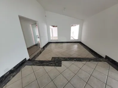 Imóvel Comercial com 3 Quartos para alugar, 500m² no Cidade Jardim, Uberlândia