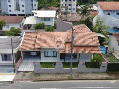 Casa com 4 Quartos à venda, 179m² no Amizade, Jaraguá do Sul
