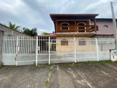 Sobrado com 3 Quartos para alugar, 215m² no Parque São Domingos, Pindamonhangaba
