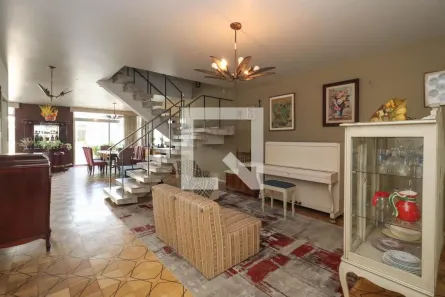 Casa com 4 Quartos à venda, 283m² no Sumaré, São Paulo