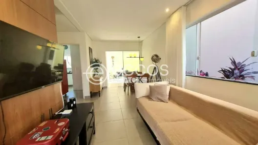 Casa de Condomínio com 3 Quartos à venda, 113m² no Jardim Inconfidência, Uberlândia
