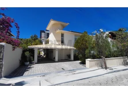 Casa de Condomínio com 7 Quartos à venda, 645m² no Pituba, Salvador