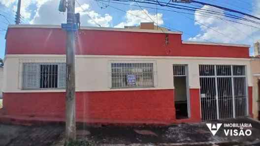 Casa com 3 Quartos para alugar, 136m² no Mercês, Uberaba