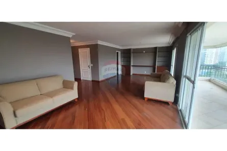 Apartamento com 4 Quartos para alugar, 213m² no Vila Nova Conceição, São Paulo