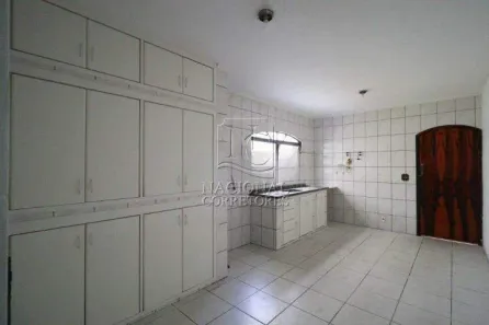 Sobrado com 3 Quartos à venda, 164m² no Jardim Marek, Santo André