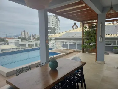Casa com 4 Quartos à venda, 480m² no Pedra Branca, Palhoça