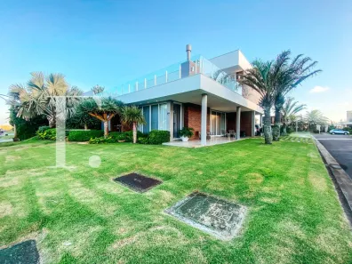 Sobrado com 4 Quartos à venda, 459m² no Maristela, Xangri-Lá