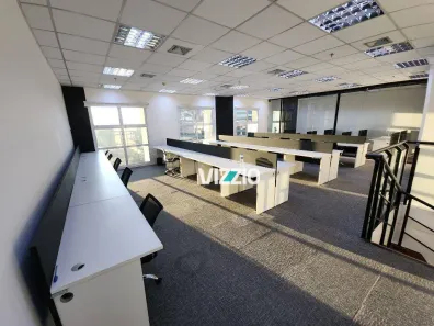 Sala Comercial para alugar, 235m² no Vila Cordeiro, São Paulo